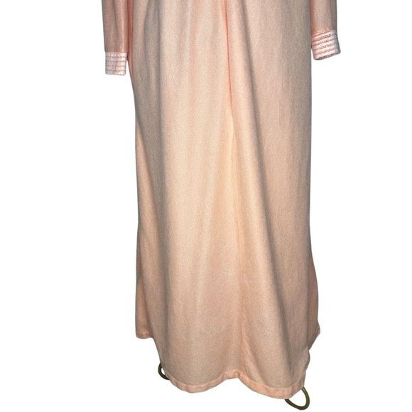 Lara Dee Vintage Half Zip Night gown / Night Dress - Women’s Size M - Peach - Picture 6 of 9